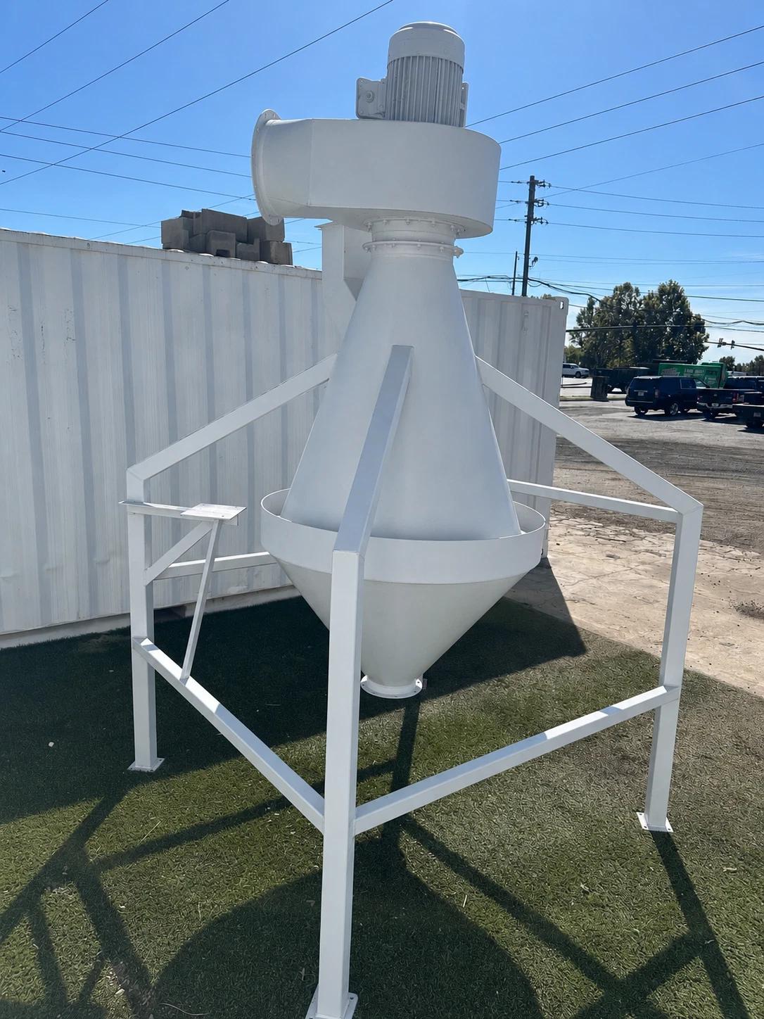 43" Packer Cyclone, 113.5" height, 45" x 30" cone, 7.5 HP TECO-Westhinghouse motor, 230/400 V. - Image 3