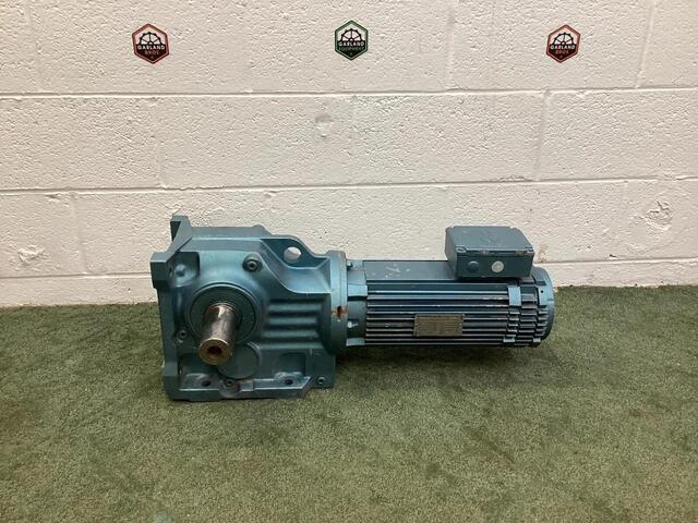 3000 RPM, SEW-Eurodrive #K77DY90LBTH, Gearbox w/ Motor, 400 Volts - Image 2