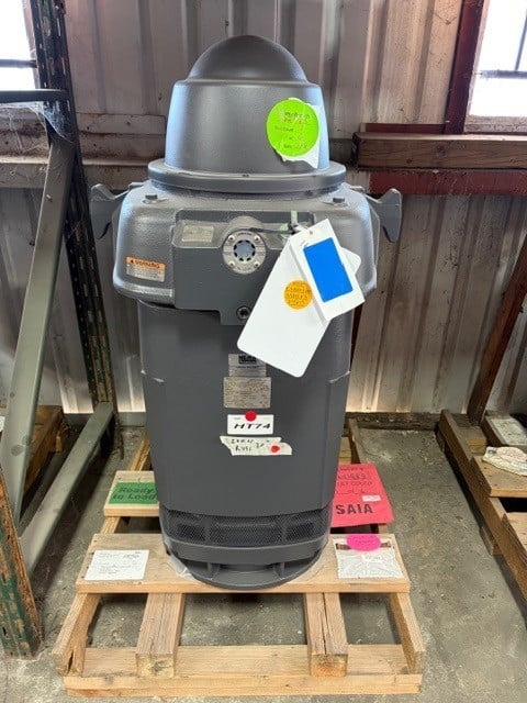 200 HP 1800 RPM U.S. Motors, Frame H445TPA, VHS, vertical hollow shaft, 460 Volts, type: rusi, model: ht74 - Image 2