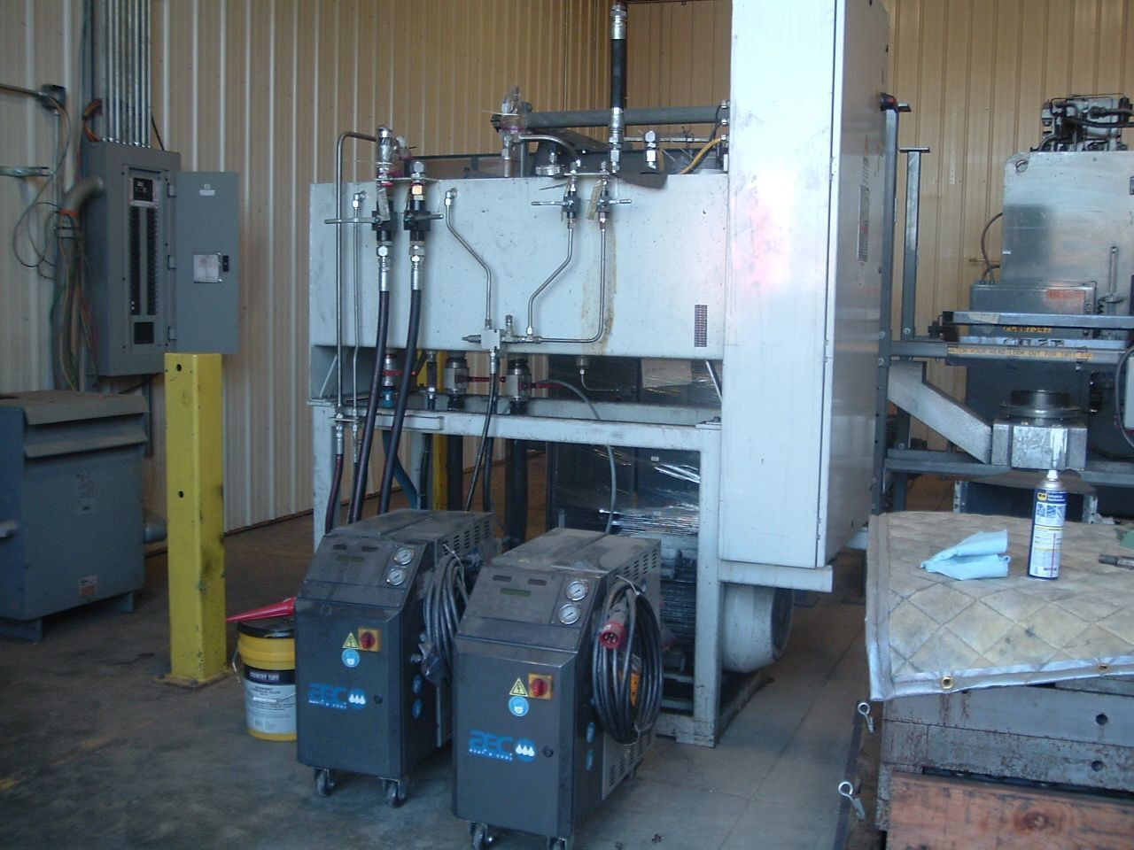 300 Ton, LMG (Lawton Machinery Group) hot & cold molding press, 10 stroke, 30" x 30" platens, 2016 - Image 10