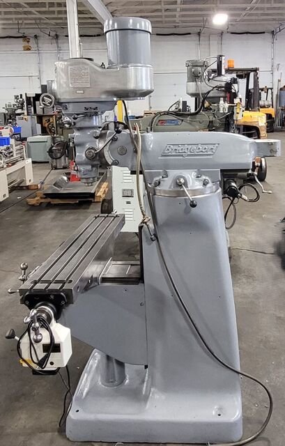 Bridgeport #Series-I, vertical mill, 9" x42" tbl., 1 -1/2 HP, 31" X, 12" Y, 16" Z, R8, 2J head, X-Axis power - Image 4