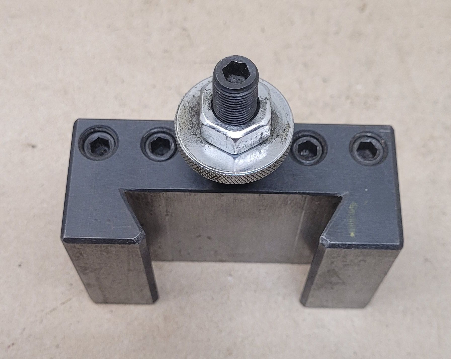 Shars #250-301, Quick Change Tool Post Holder - Image 2