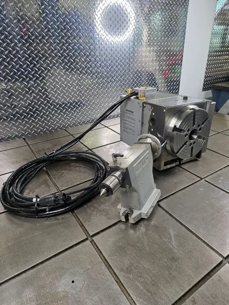 8.3" x 8" Haas #SHRT-210SPH, CNC rotary table, 4-Axis, 6" tailstock, pneumatic brake - Image 5