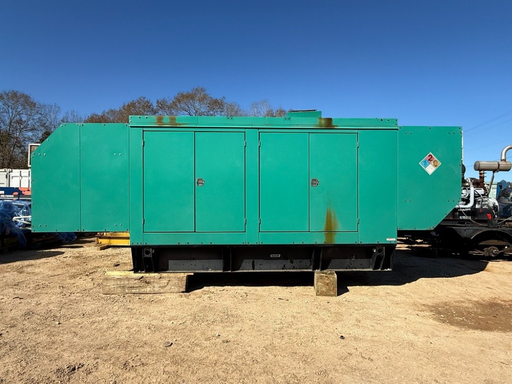 250 KW Cummins #DQAD, QSM11 Generator Set, sound attenuated enclosure, w/Base Tank, Tier 2, 120/208 Volts - Image 1