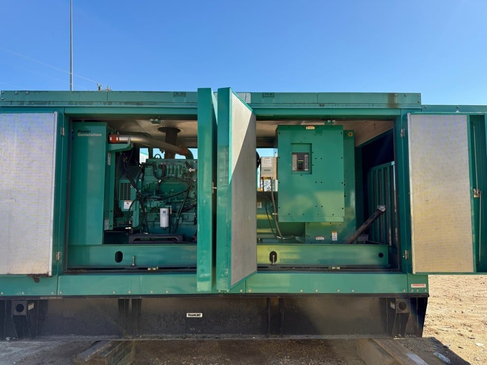250 KW Cummins #DQAD, QSM11 Generator Set, sound attenuated enclosure, w/Base Tank, Tier 2, 120/208 Volts - Image 5