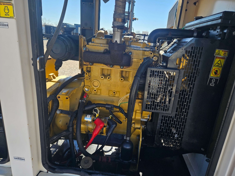 30 KW Caterpillar #XQ30, standby diesel generator set, Tier 4, sound attenuated enclosure - Image 5