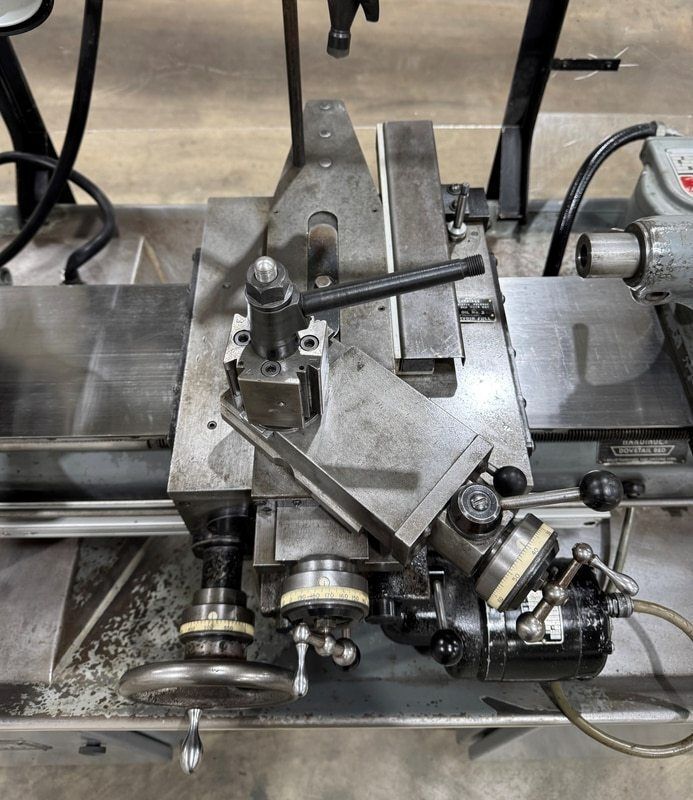 11" x 18" Hardinge #HLV-H, inch thread, 5C collet, compound cross, AcuRite digital read out system, 1990 - Image 8