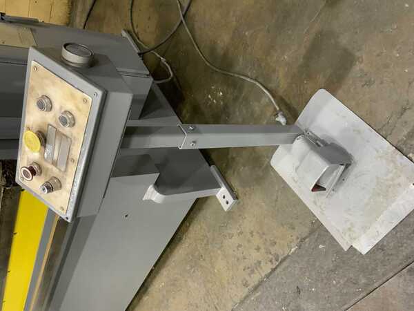 240 Ton, Betenbender #10-240T, hydraulic press brake, 10' overall, 102" between housing, 6" stroke, 30 HP - Image 8