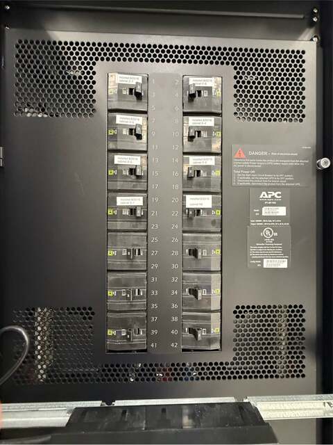60 KVA APC OG-PD60F6FK1, PDU, 225A Main, 480 Volts, x 208/120 Volts (12 available) - Image 7