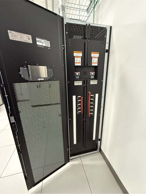 Emerson FDC6424SB70A109, distribution cabinet, 720A, 208/120 Volts, 2012 (4 available) - Image 2