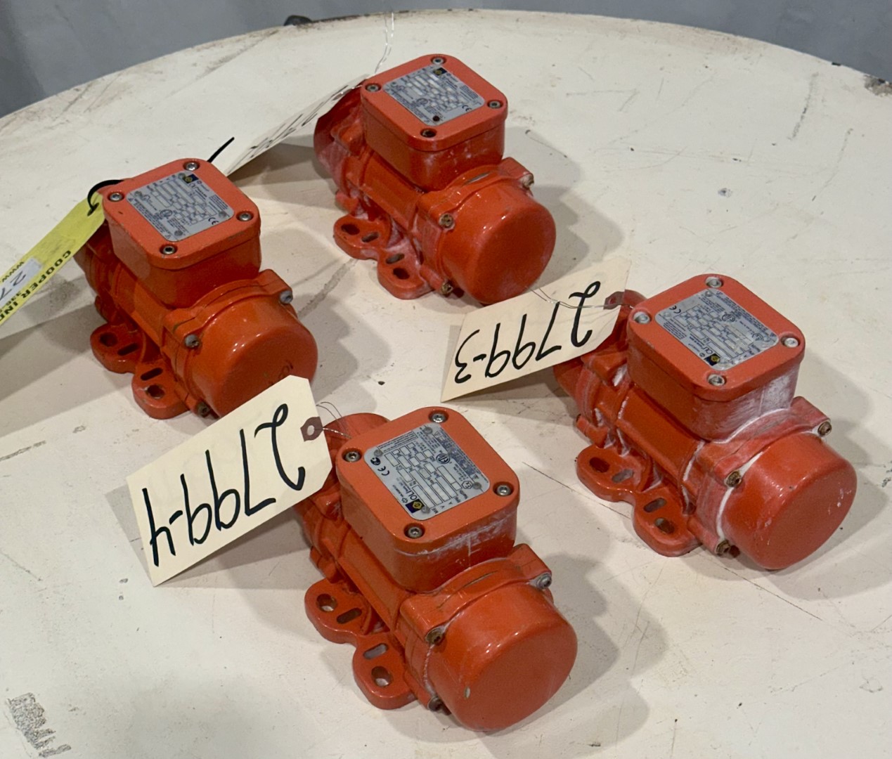 Oli, vibrator size 10 MVE 220/2, .15 HP (4 available) - Image 2