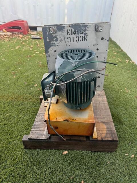 2 HP, 1735 RPM, Falk #4115J25C, QuadDrive Gear Reducer, 24.82:1 ratio, Toshiba electric motor, 230/460 Volts - Image 3