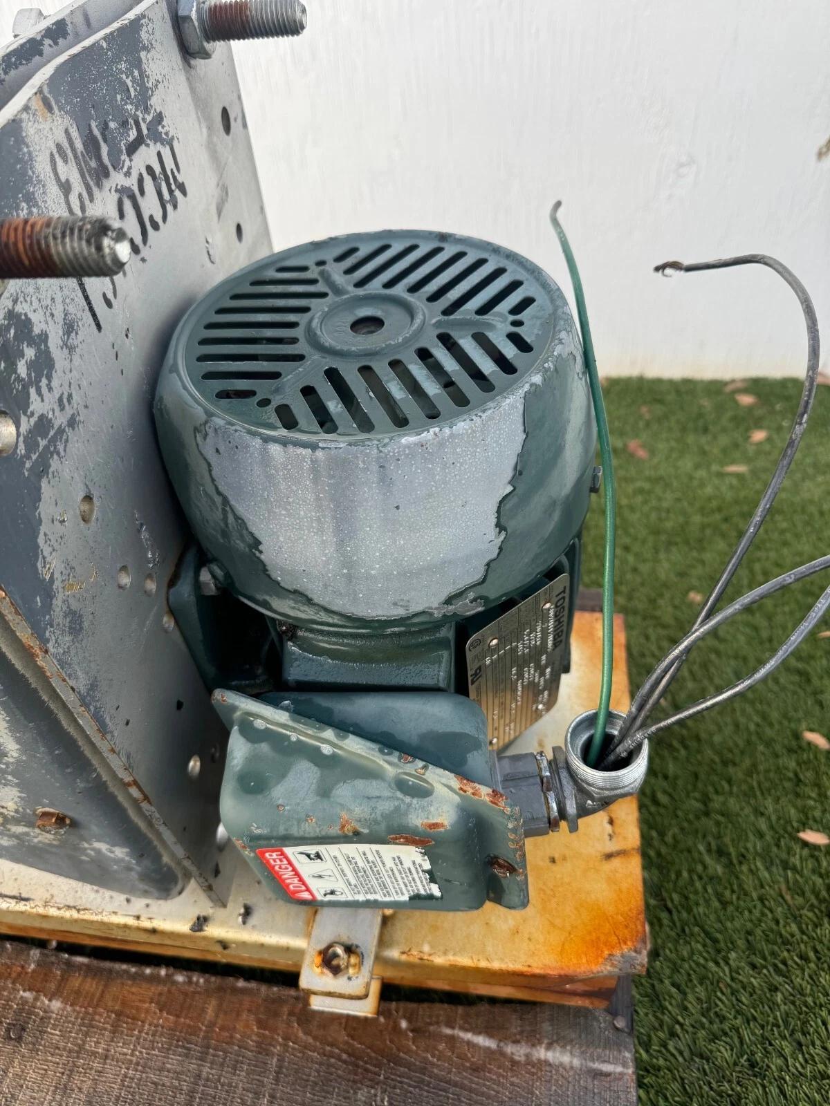 2 HP, 1735 RPM, Falk #4115J25C, QuadDrive Gear Reducer, 24.82:1 ratio, Toshiba electric motor, 230/460 Volts - Image 4