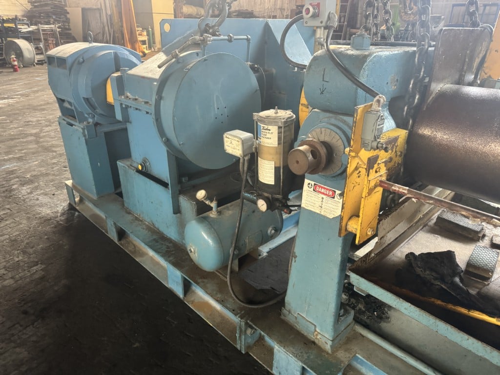 16" x 42" Farrel, 2-Roll Rubber Mill, 75 HP @ 705 RPM Reliance motor, Philadelphia gearbox, 35:1 ratio, 480 - Image 3
