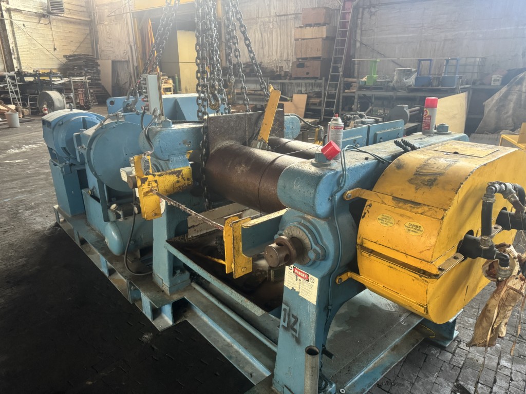 16" x 42" Farrel, 2-Roll Rubber Mill, 75 HP @ 705 RPM Reliance motor, Philadelphia gearbox, 35:1 ratio, 480 - Image 4