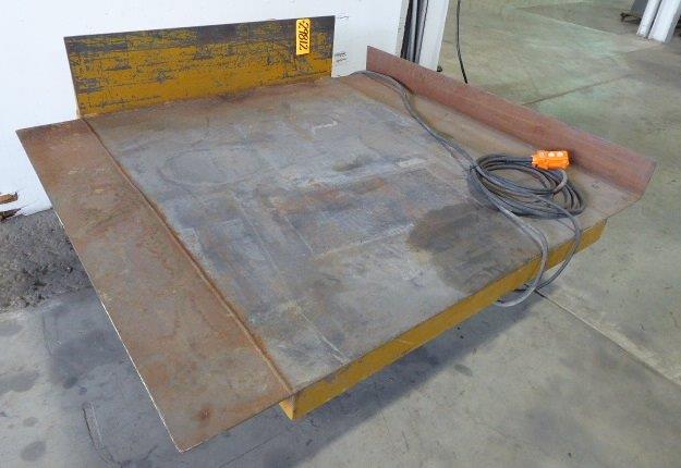 6000 lb. ECOA Hydraulic Lift/tilt Table, 60" x 65" platform, 10" Lowered, Pendant Control - Image 2