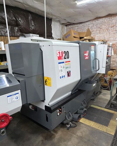 Haas #ST-20T, cnc lathe, 31.7" swing, 10" chuck, 20 HP, 4k RPM, tailstock, parts catcher, Chip Conv., 12 - Image 1