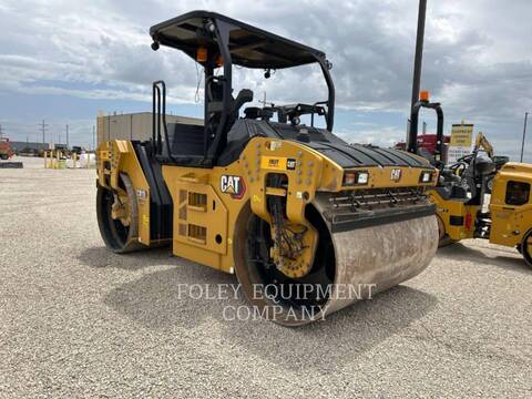 Caterpillar CB15, Compactor, 980 hours, S/N: M9401040, 2023 - Image 4