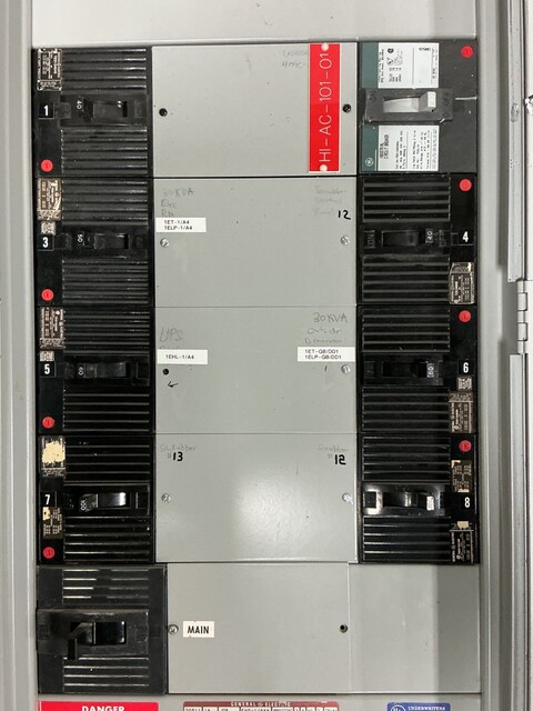 225 Amp. General Electric, CCB panelboard, 480Y/277 Volts, 3 phase, 4 wire - Image 4