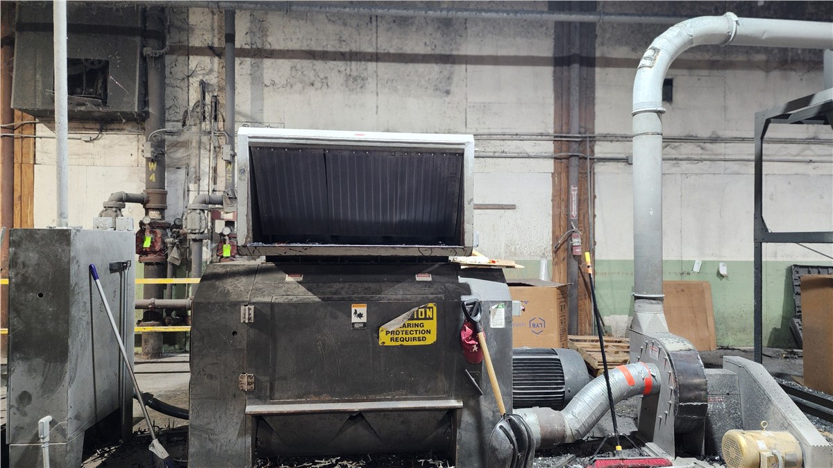 20" x 48" Cumberland #T50120, granulator, 100 HP motor, 5 knife open rotor, 2 bed knives, 2011 - Image 3