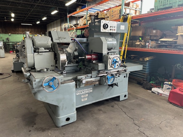 Heald Cincinnati Milacron #273A, universal internal grinder, 6-jaw chuck, workhead sine bar, hydrostatic ways - Image 1