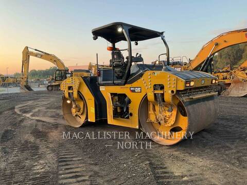 Caterpillar CB13, Twin Drum Roller, 4136 hours, S/N: PWP00310, 2019 - Image 3