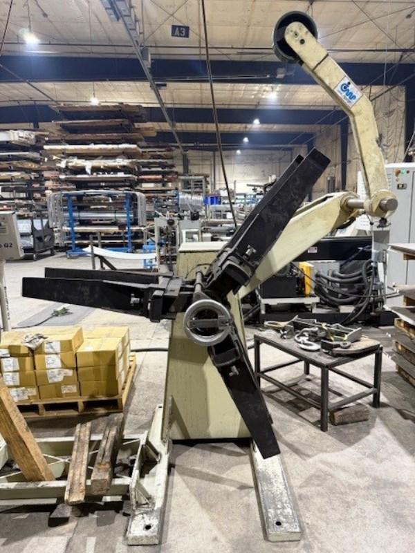 8000 lb. Cooper Weymouth Peterson #4R-18, uncoiler, 18" width, 60" outside dimensions, 13"-17" ID, 100 FPM - Image 1