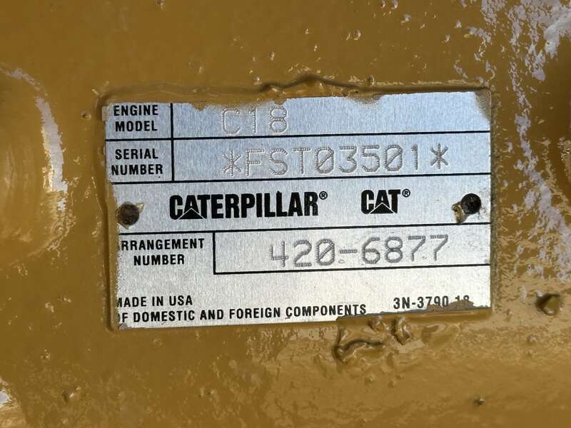 550 KW Caterpillar #C18, diesel generator set, 277/480 Volts, 900 HP @ 1800 RPM, EPA Tier 2, open power unit - Image 10