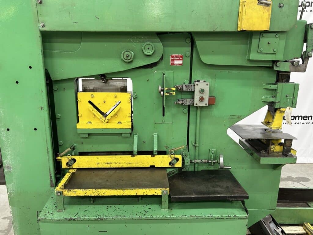 6" x 6" x 1/2" Uni-Hydro #95-24, hydraulic ironworker with tooling, 95 ton, 14" throat, manual - Image 6