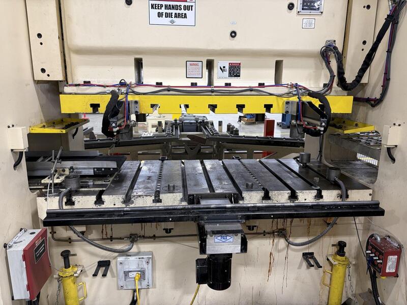176 Ton, Seyi #SNS2-176, straight side double crank press, 5.1" stroke, 15.7" Shut Height, 3.94" adj., 40-88 - Image 3