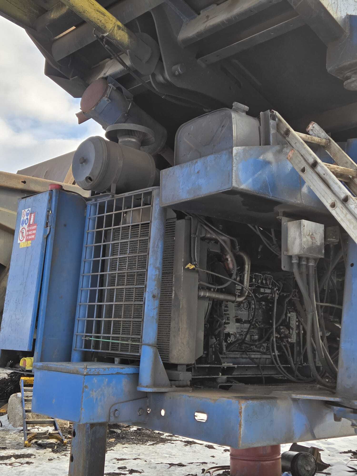 Bonfigliolo #Squalo-1500, used shear, 20 US TPH, 30 sec cycle time, diesel, 132 KW - Image 8