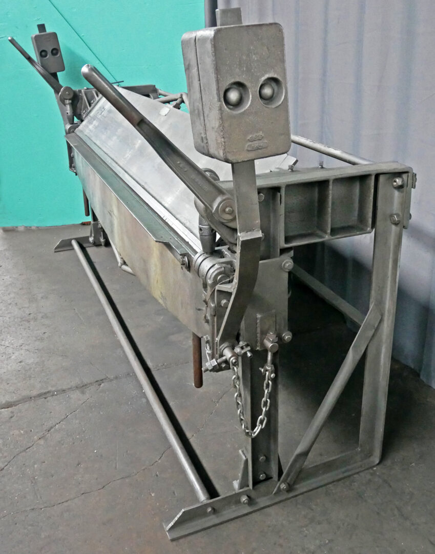 16 gauge x 8' Whitney Jensen #816, Combination Roller-Bearing Bending Brake, 97" overall, 1/4" reverse bend - Image 4