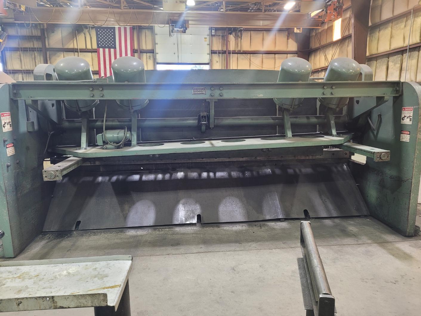 3/8" x 14' Cincinnati Shaper # 4314, power squaring shear, 1-1/8" x 5" x 172" knike, 1965 - Image 4