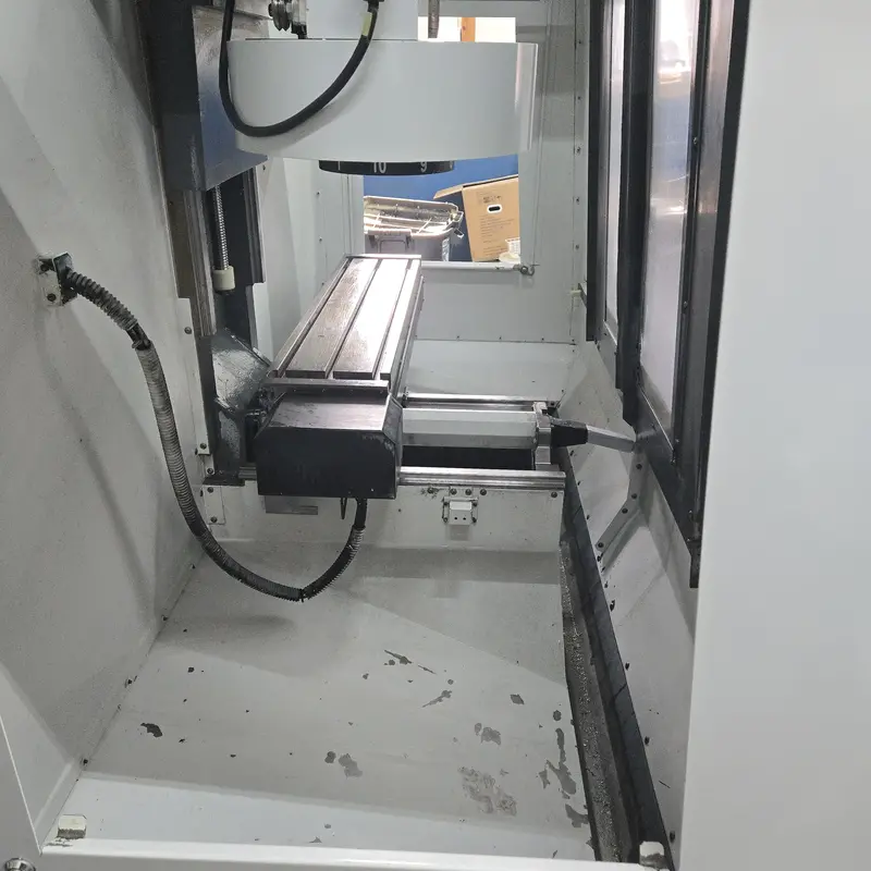 Haas #TM-1P, CNC vertical machining center, 10 automatic tool changer, 30" X, 12" Y, 16" Z, 6000 RPM, #40 - Image 2