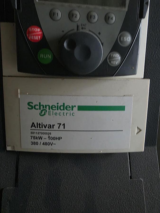 100 HP Schneider Electric, Altivar-71, Variable Frequency Drive w/ Dynamic Braking, 380/480 Volt, (3 - Image 3
