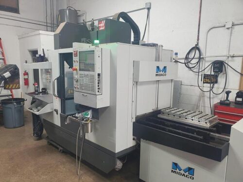 Haas #DM-2, CNC vertical machining center, Midaco pallet changer, 2019 - Image 2