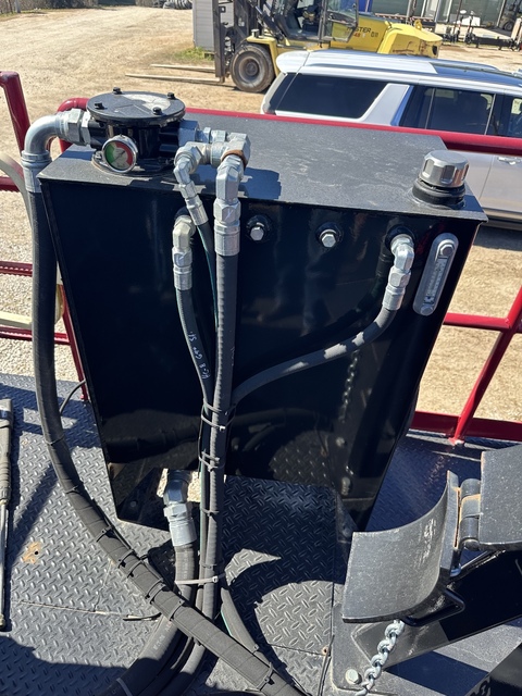 Caterpillar #C4.4, diesel engine, low hours, hydraulic pumps, 2016 - Image 5