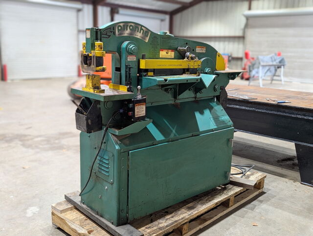 5" x 5" x 3/8" Piranha #P50, Ironworker, 50 ton, 4.25" stroke, 8" throat depth, 3 HP, 440 Volt - Image 2