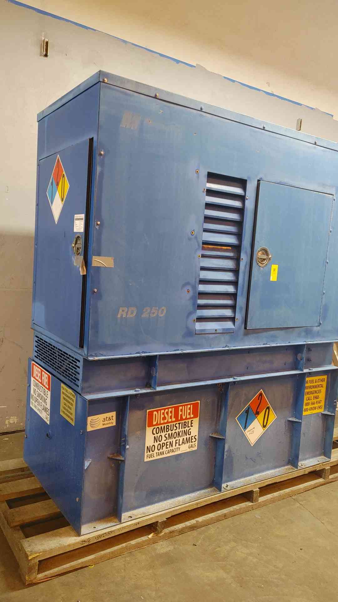 20 KW Magnetek #RD250, Diesel Generator, 1 & 3PH, 3.9L Perkins engine, 1455 Hrs - Image 2