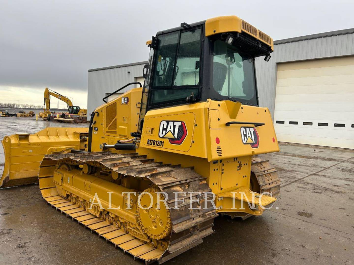Caterpillar D4-16VPLGP, Crawler Dozer, 321 hours, S/N: RLT01201, 2024 - Image 4