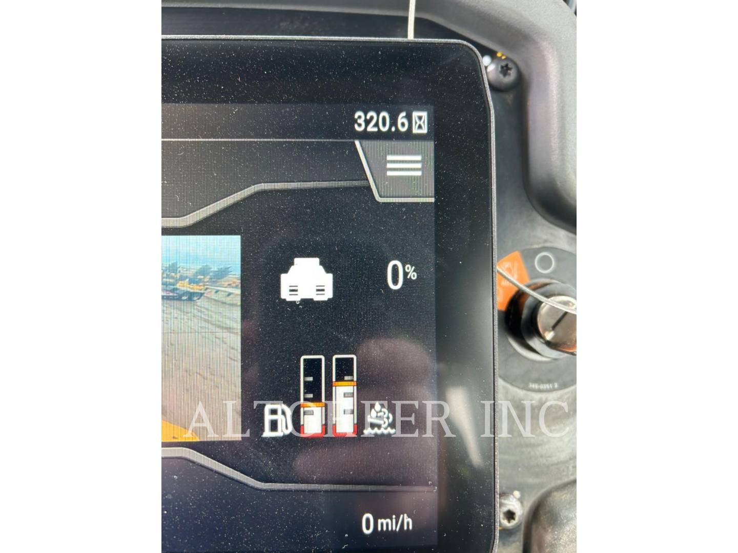 Caterpillar D4-16VPLGP, Crawler Dozer, 321 hours, S/N: RLT01201, 2024 - Image 5