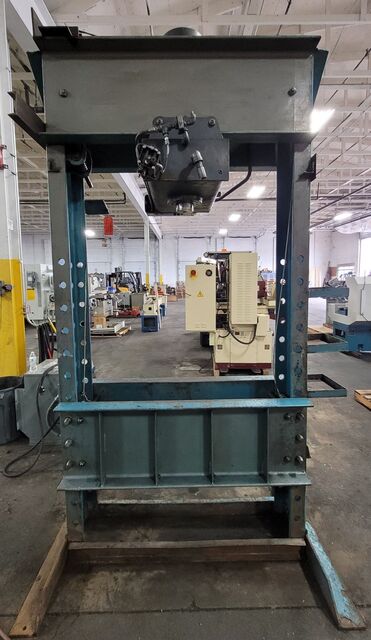 150 Ton, Dake #6-858, air-hyd heavy duty h-frame press - Image 4