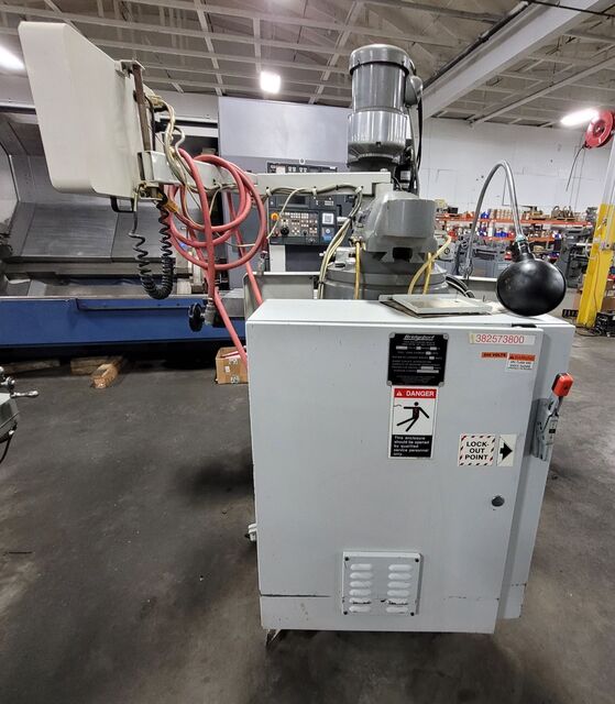 Bridgeport #Series-II, 11" x58" tbl., 2 HP, 32" X, 15" Y, 5" Z, 60-4200 RPM, #30, R-8, 3-Axis, Bridgeport - Image 4