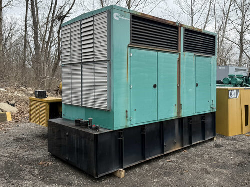 1000 KW Cummins #DQFAD, diesel generator set, 277/480 Volts, 3-phase, 850 hours, 1800 RPM, QST30-G5 engine - Image 6