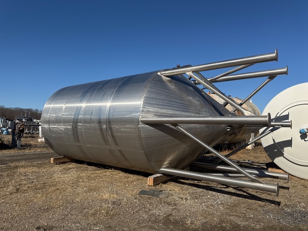 12,500 gallon JV Northwest, Stainless Steel Jacketed Cone Bottom Tank, 11' diameter x 29' height - Image 7