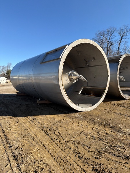 15000 gallon Quality Tank Solutions, Stainless Steel Cone Bottom Jacketed Tank, 11'-6" diameter x 30' T/T - Image 2