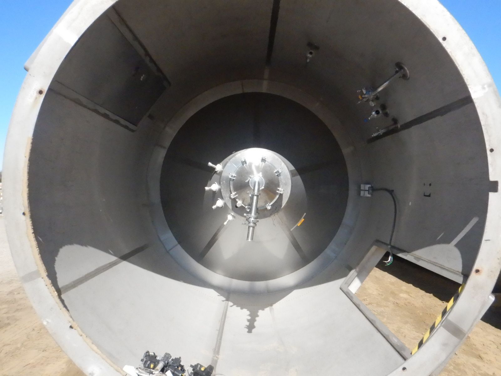 15000 gallon Quality Tank Solutions, Stainless Steel Cone Bottom Jacketed Tank, 11'-6" diameter x 30' T/T - Image 6