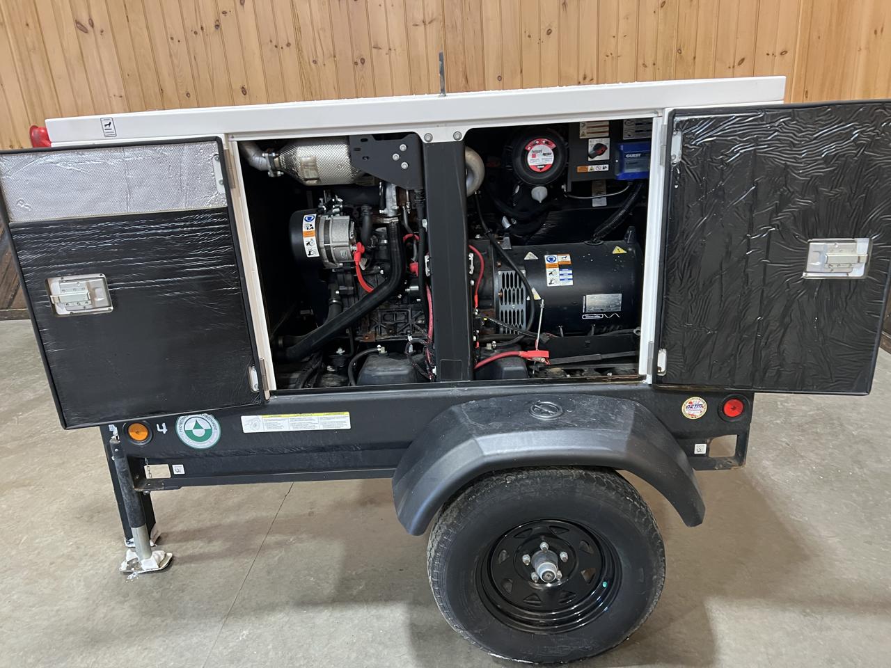 25 KW Wacker Neuson #G25, Portable Rental Grade Diesel Generator, 1800 RPM, Voltage Selector Switch, Kohler - Image 6