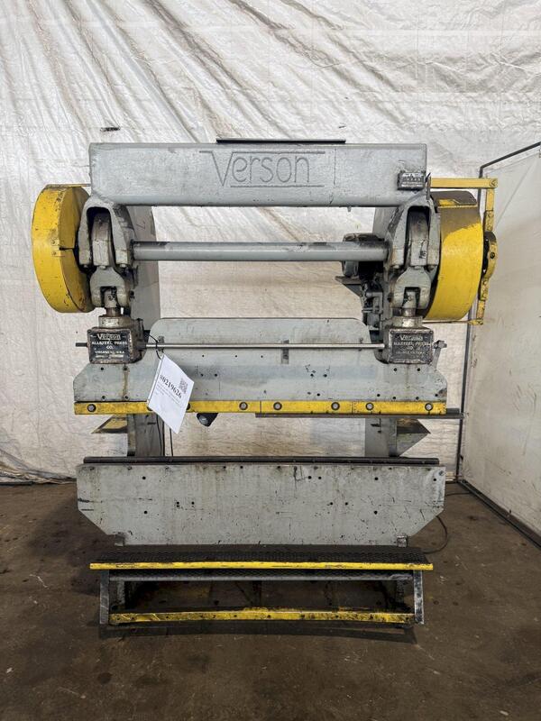 45 Ton, Verson #2050, mechanical press brake w/ dies, 66" capacity - Image 2