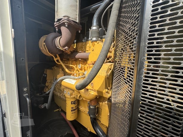400 KW Caterpillar #XQ400, Portable Diesel Generator Set, CAT 3456 engine, EMCP 2+ control panel, 1800 RPM - Image 7